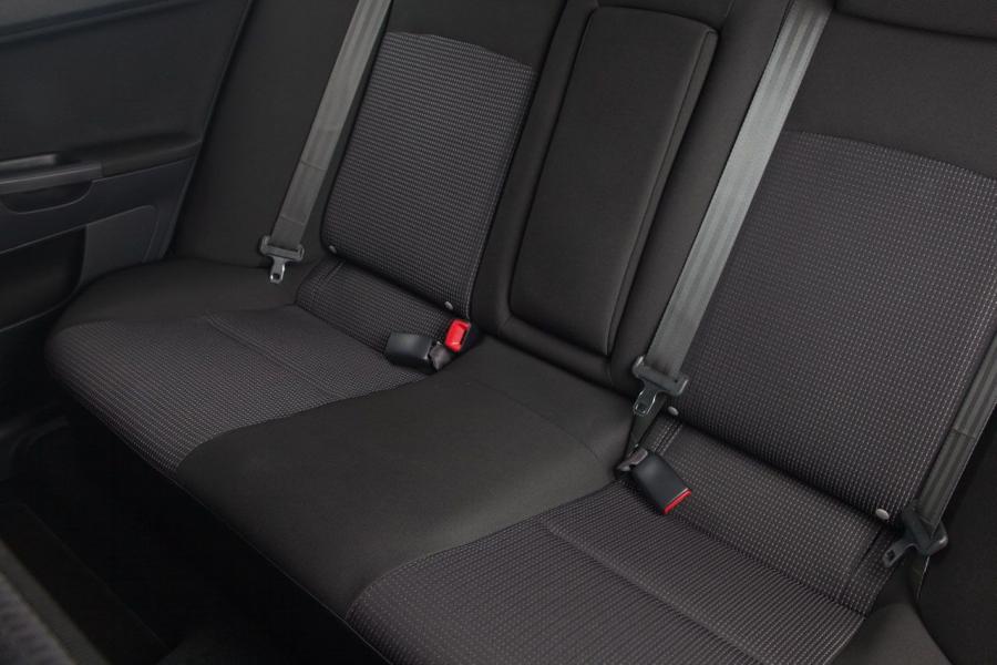  Mitsubishi Lancer ES 2010 года  (фото 2 из 24)